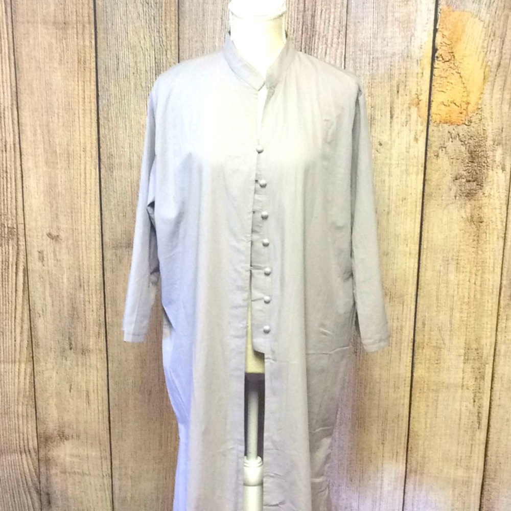 🐞 Light Grey Traditional Style Chinese Women's Shirt NWT